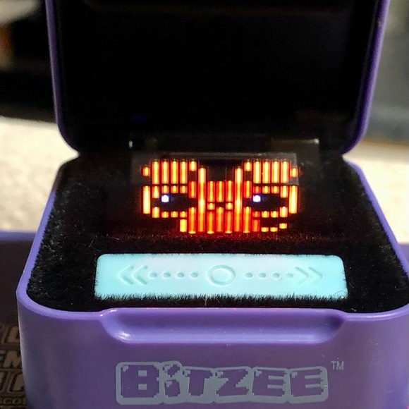 COPY - Bitzee Digital Pet - Picture 5 of 8